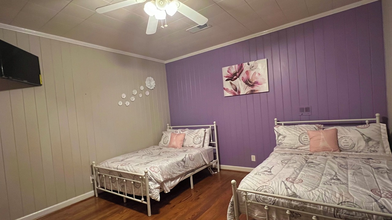 Photo of Bedroom in Tuscaloosa