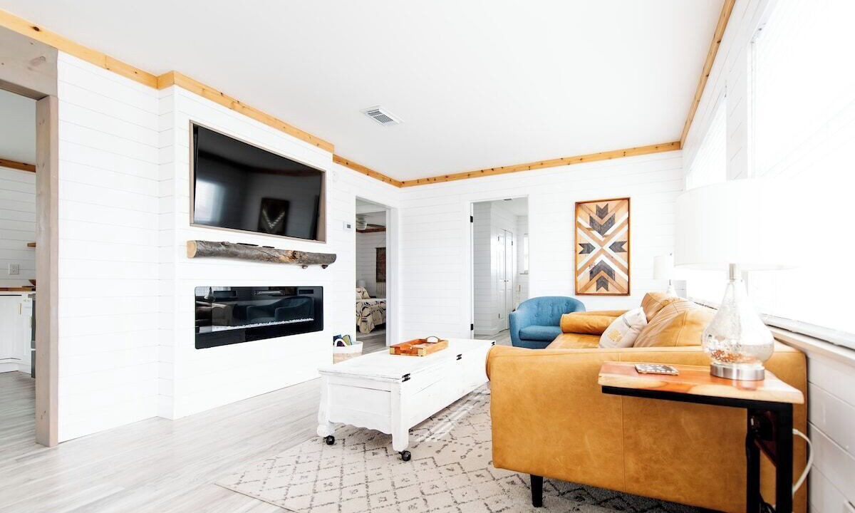 Photo of Livingroom in Fort Morgan Pines