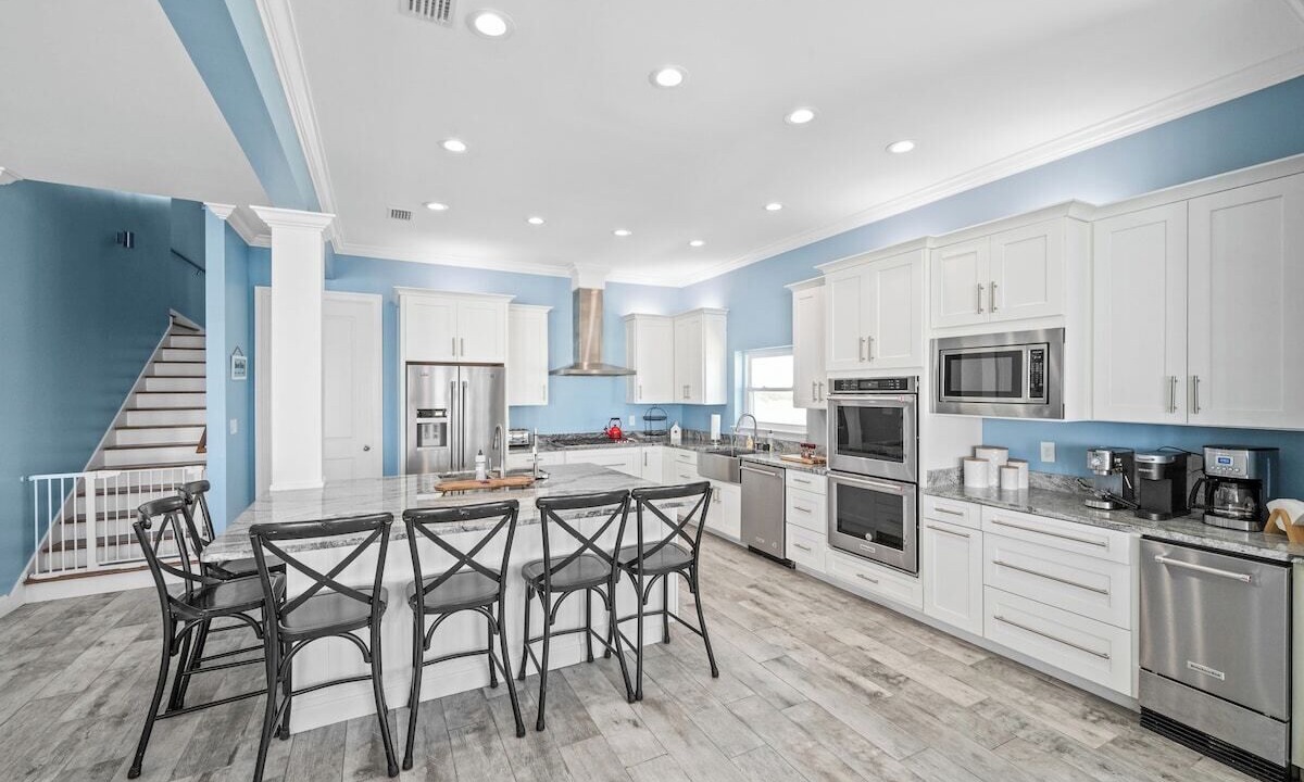 Photo of Kitchen in Surf Side Shores
