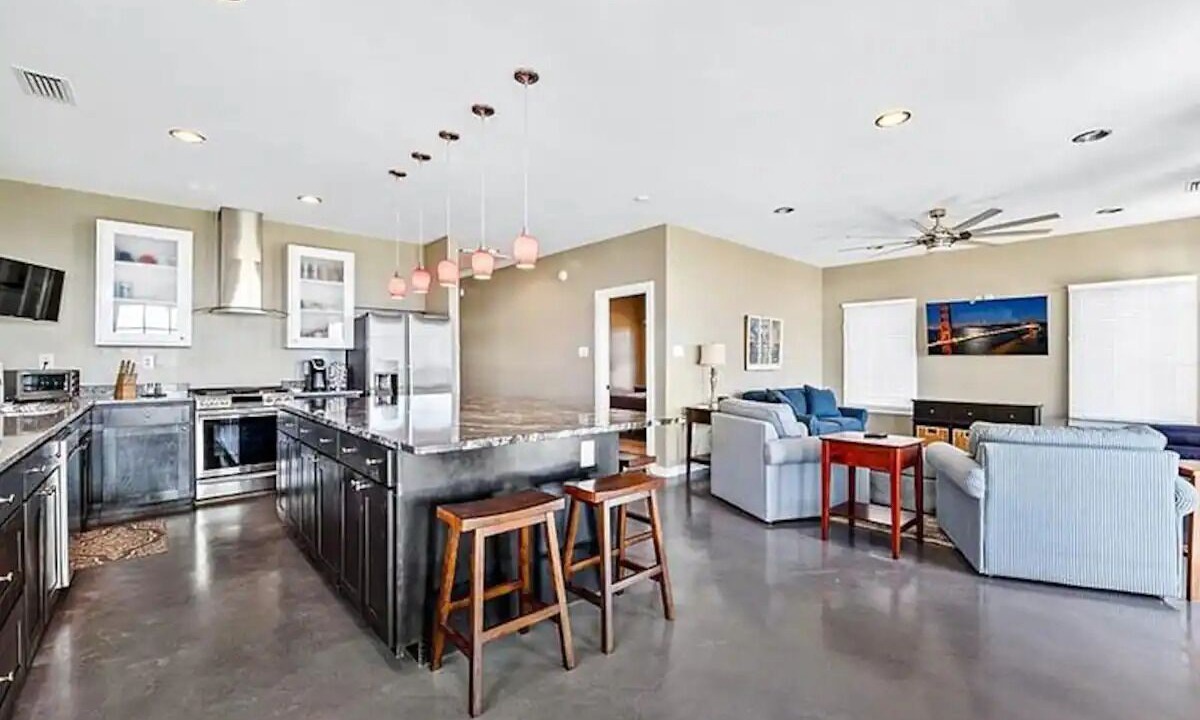 Photo of Kitchen in Theodore