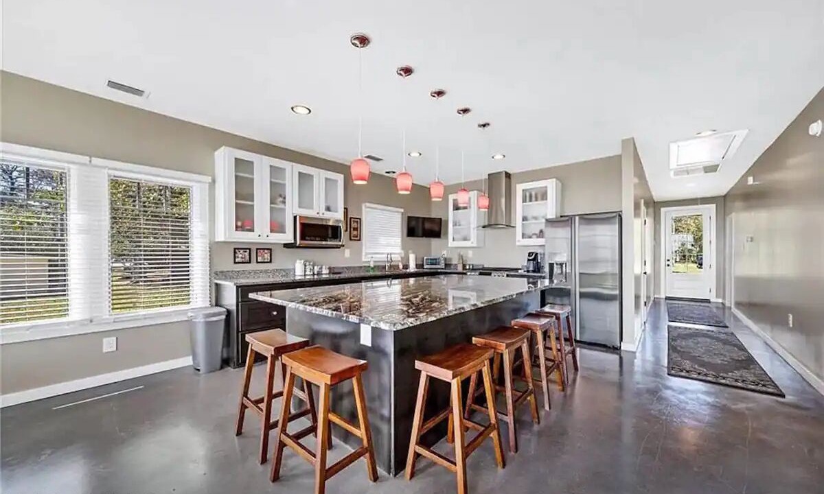 Photo of Kitchen in Theodore