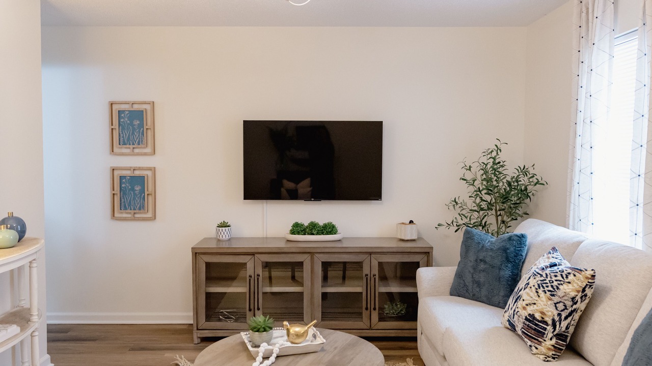 Photo of Livingroom in Muscle Shoals