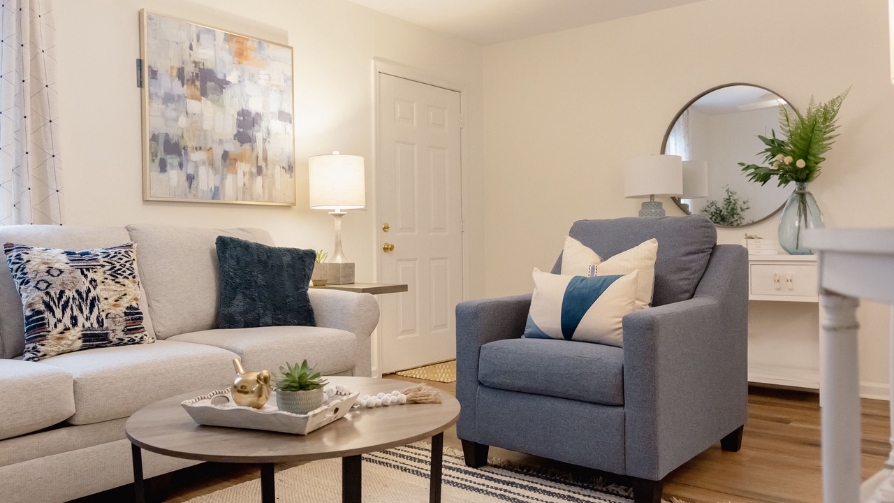 Photo of Livingroom in Muscle Shoals