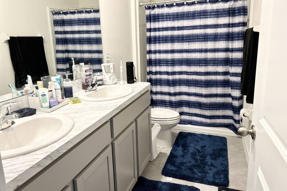 Photo of Bathroom in Zephyrhills