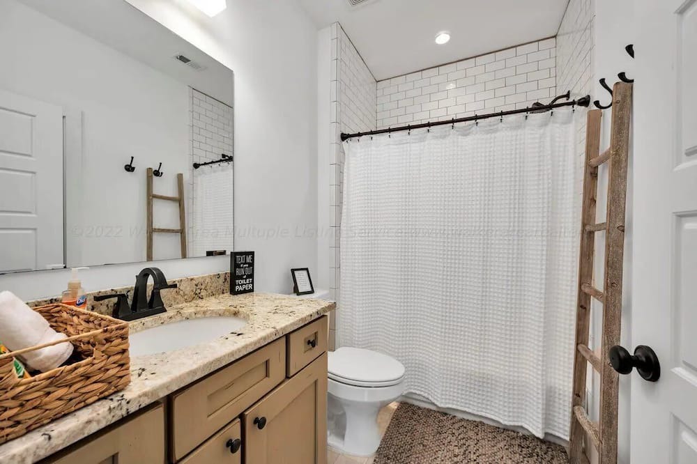 Photo of Bedroom in Crane Hill