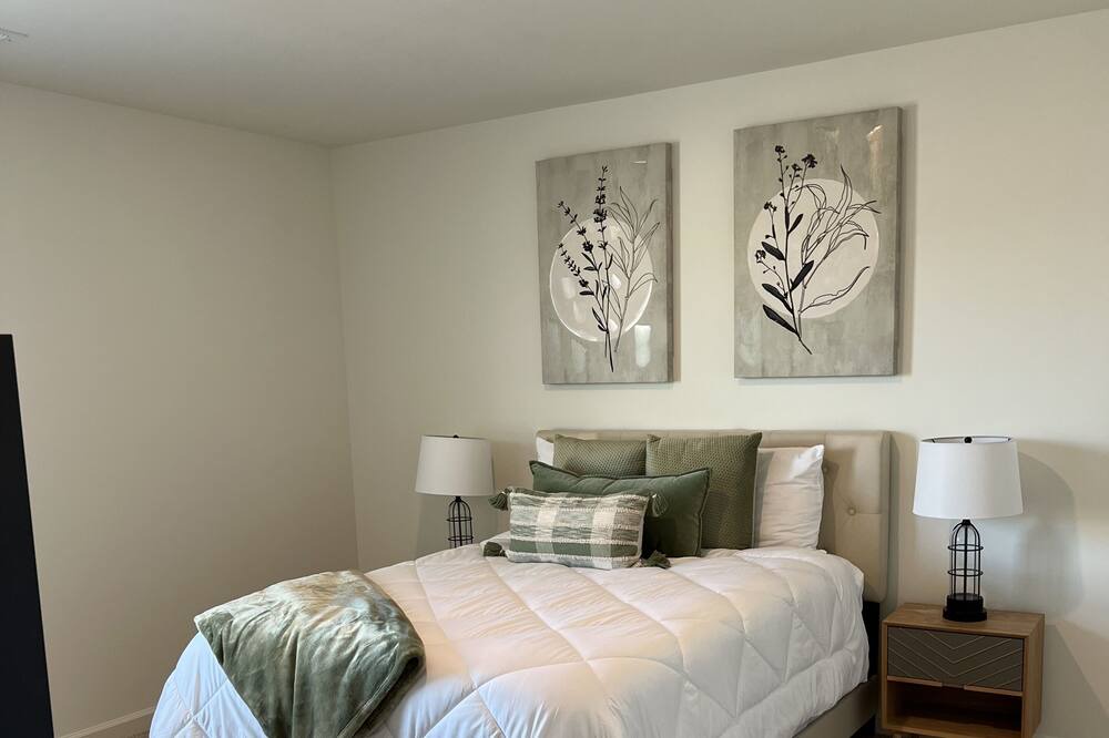 Photo of Bedroom in McCalla