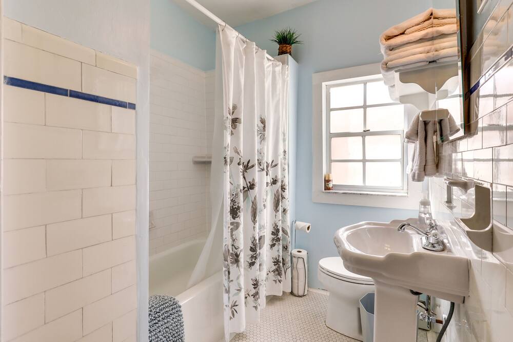 Photo of Bathroom in Davis Islands