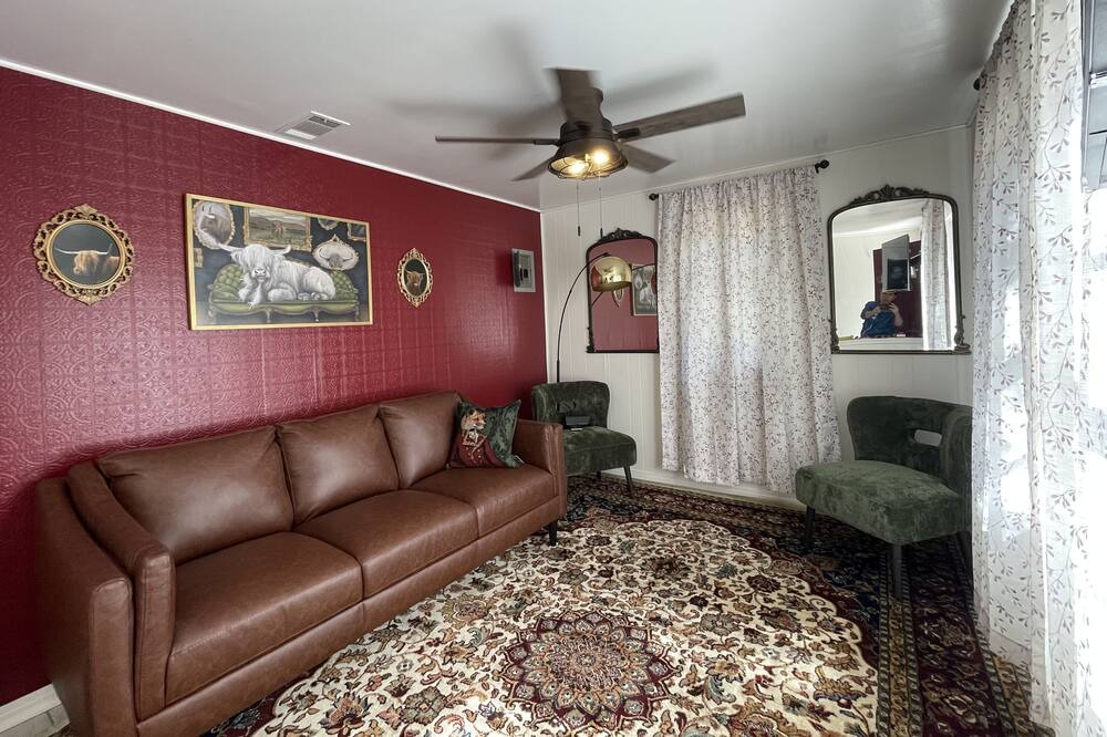 Photo of Livingroom in Mobile