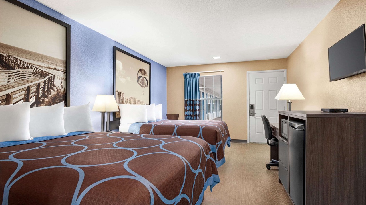 Photo of Bedroom in Foley