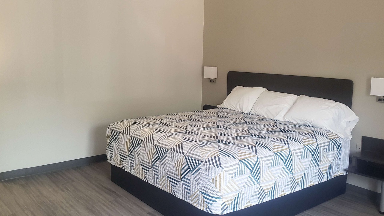 Photo of Bedroom in Mobile