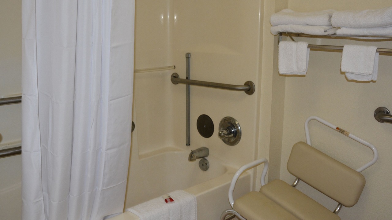 Photo of Bathroom in Gunter Afs