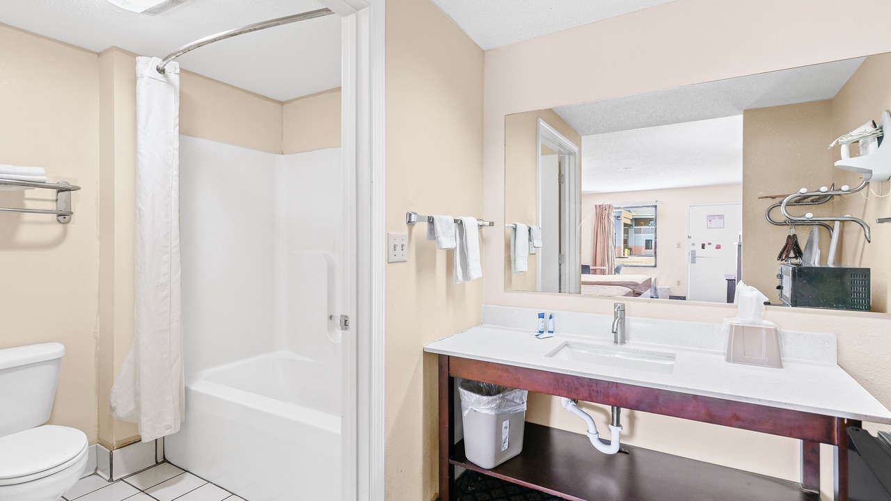 Photo of Bathroom in Hattiesburg
