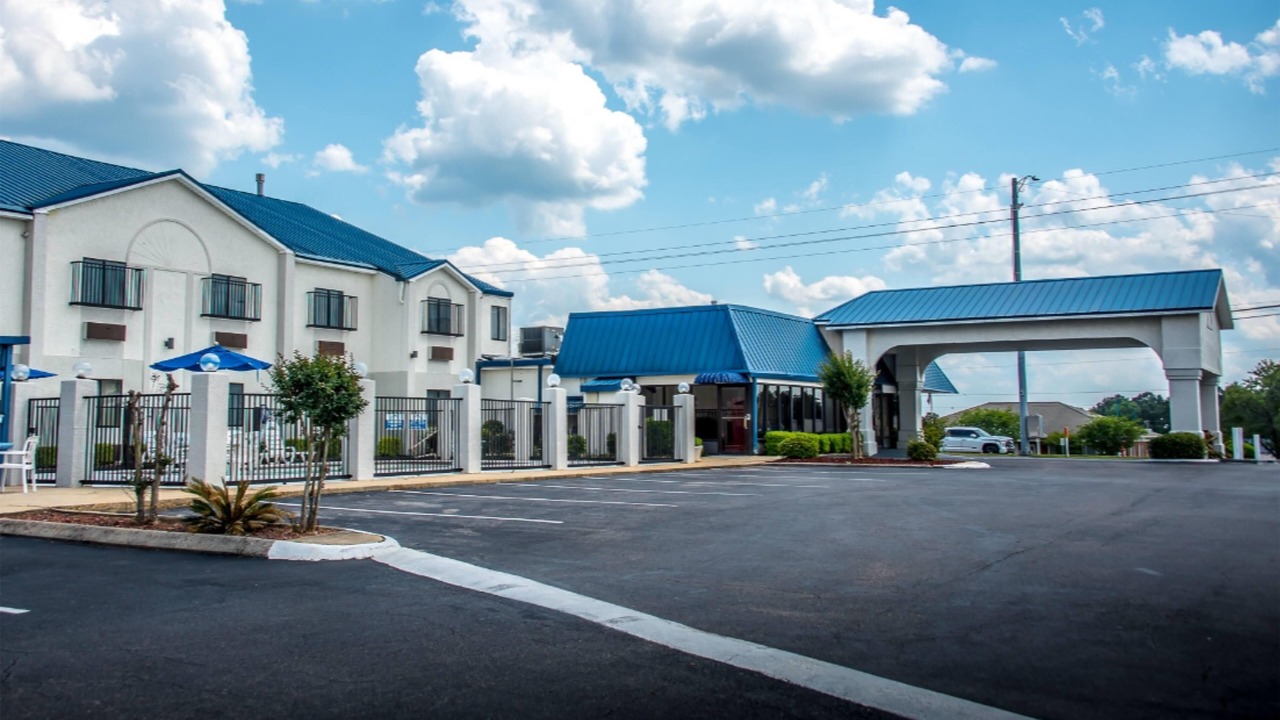 Photo of Outdoor in Troy