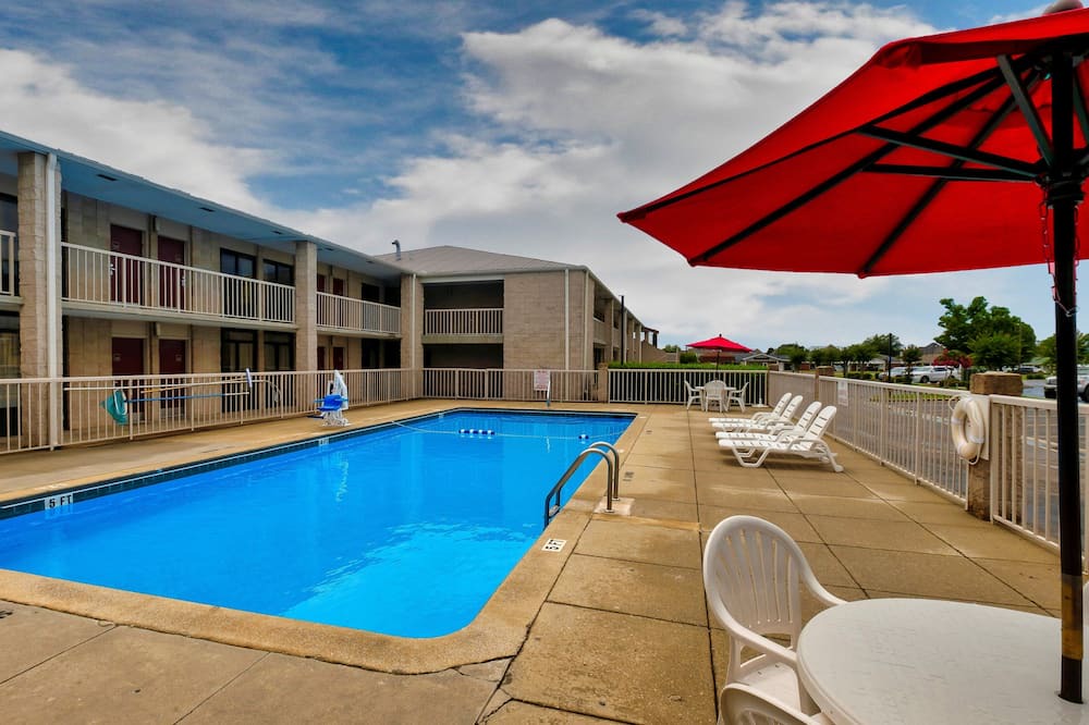 Photo of Outdoor in Gadsden
