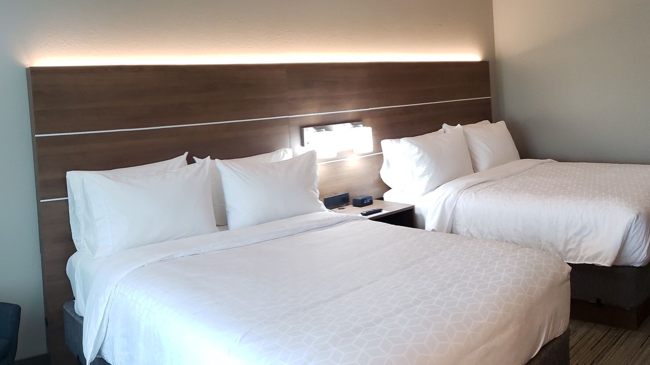 Photo of Bedroom in Enterprise