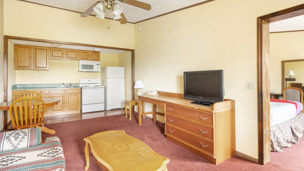 Photo of Bedroom in Daleville