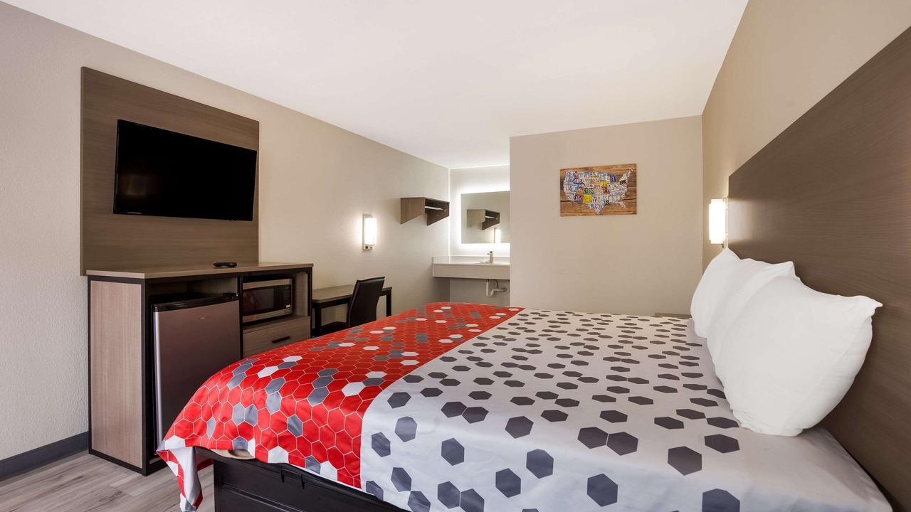 Photo of Bedroom in Mobile