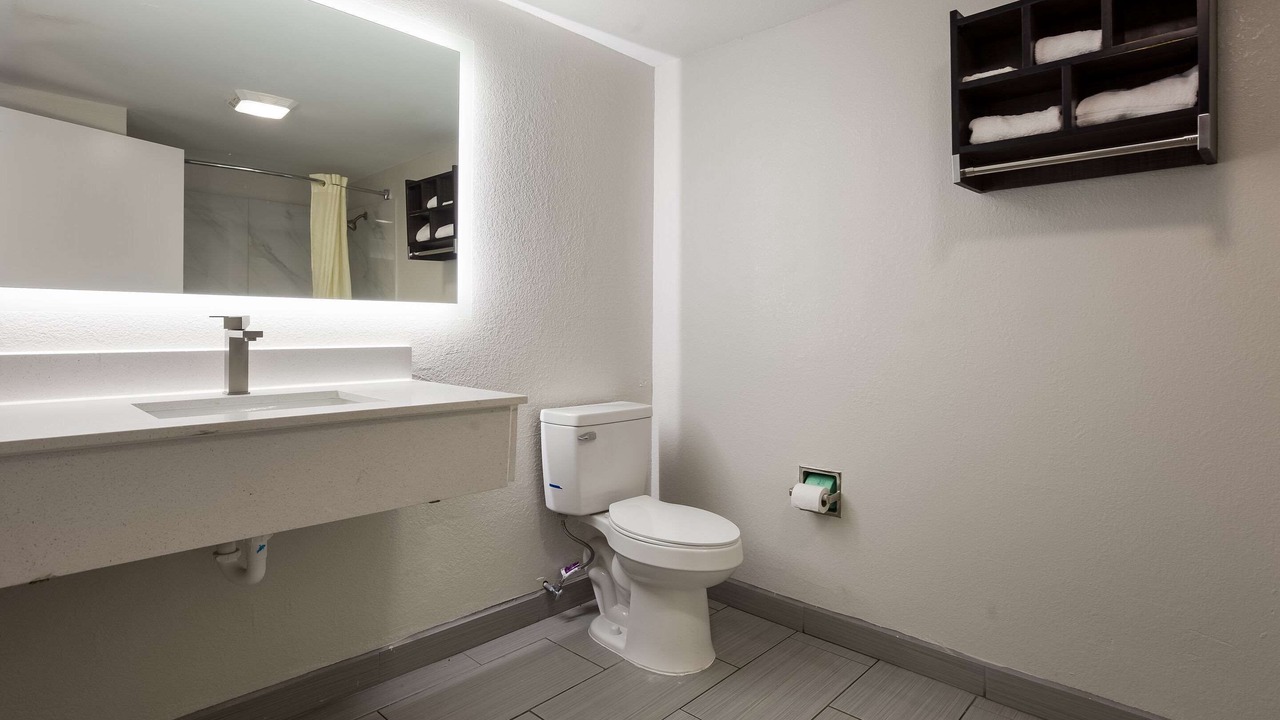 Photo of Bedroom in Mobile
