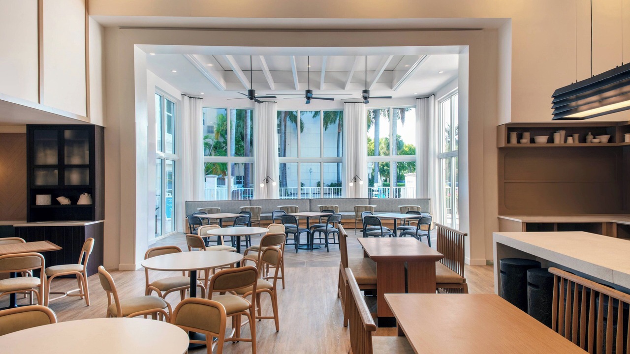 Photo of Others in Aventura