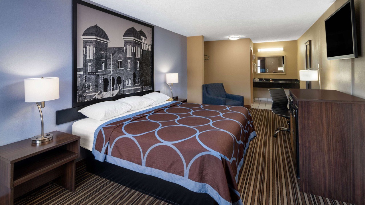 Photo of Bedroom in Gadsden