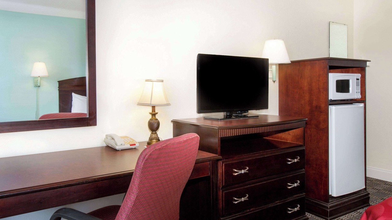 Photo of Bedroom in Pelham