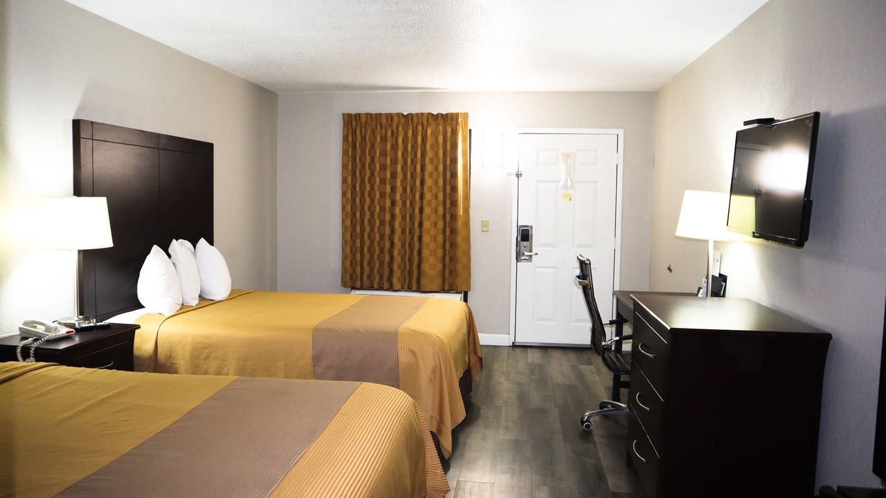 Photo of Bedroom in Moulton