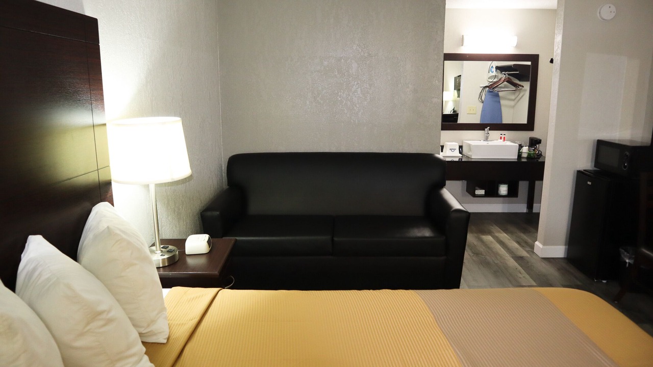 Photo of Bedroom in Moulton
