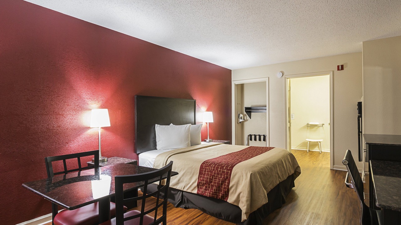 Photo of Bedroom in Scottsboro