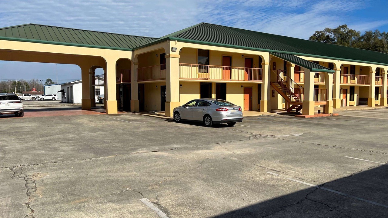 Photo of Outdoor in Brewton