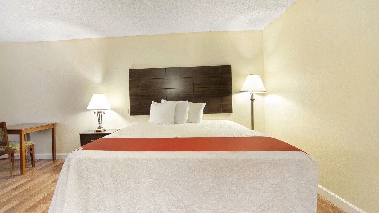 Photo of Bedroom in Brewton