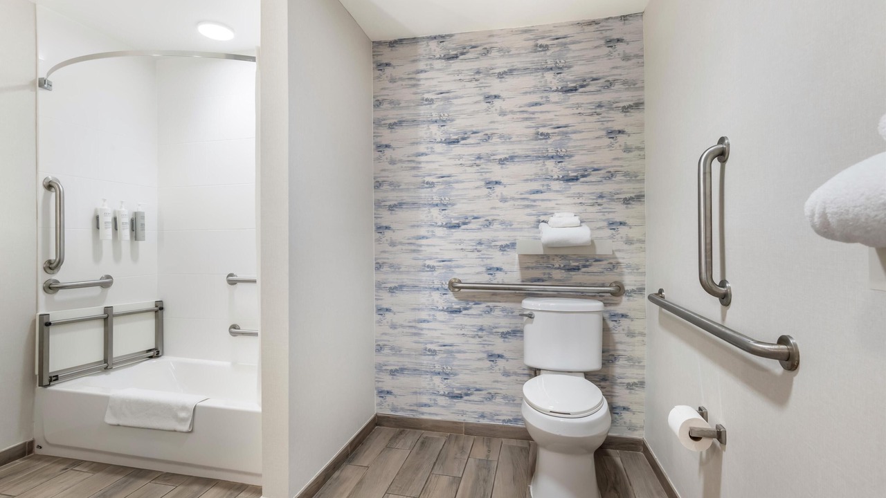 Photo of Bathroom in Gunter Afs