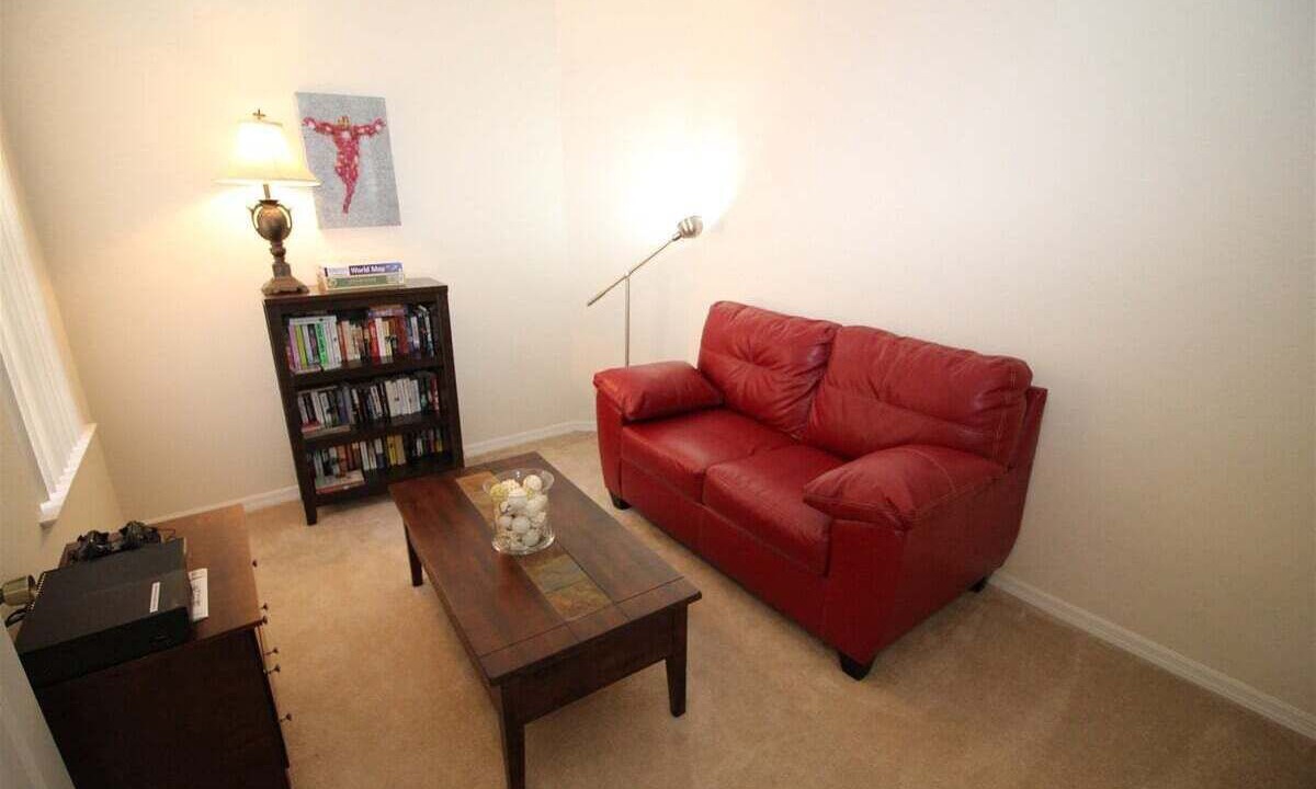 Photo of Livingroom in Legacy Park