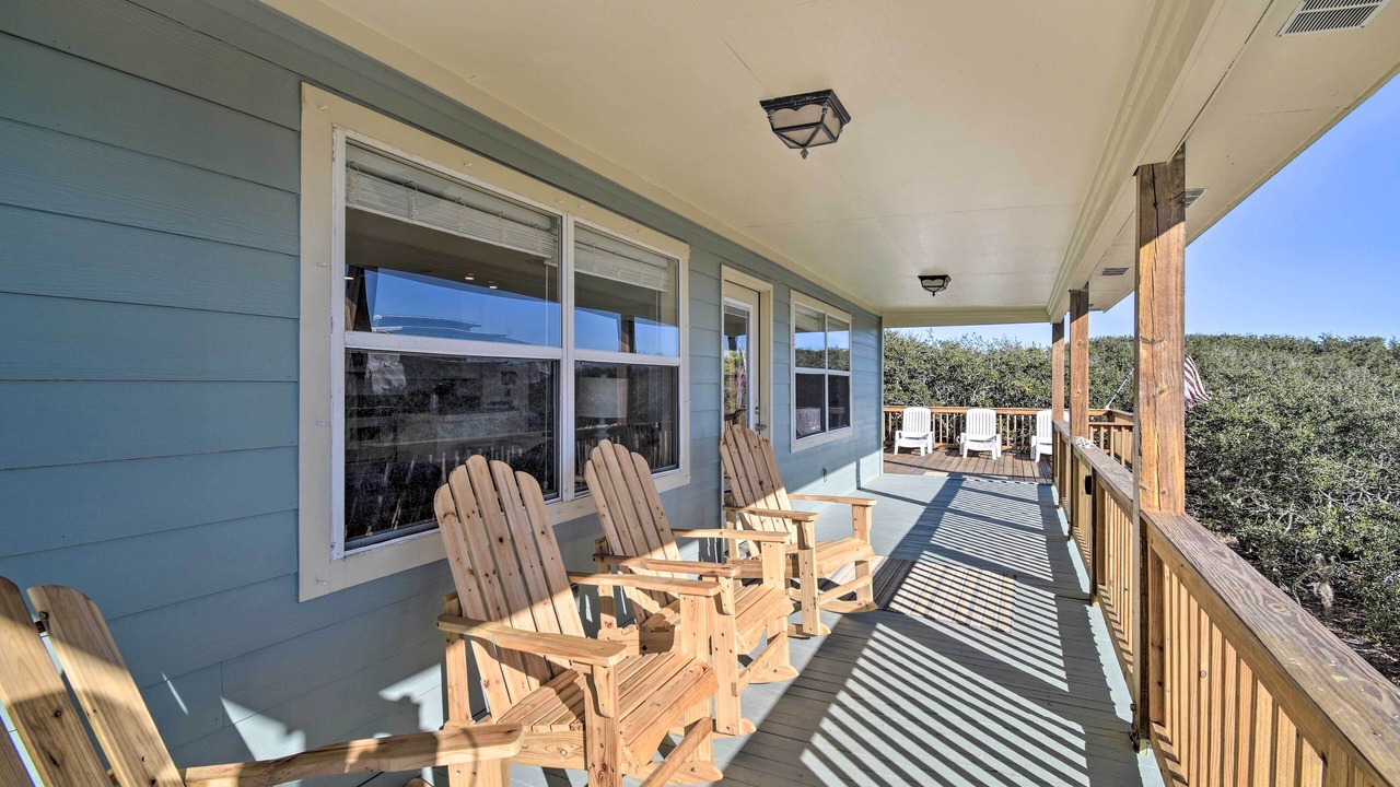 Photo of Patio Balcony in Surf Side Shores