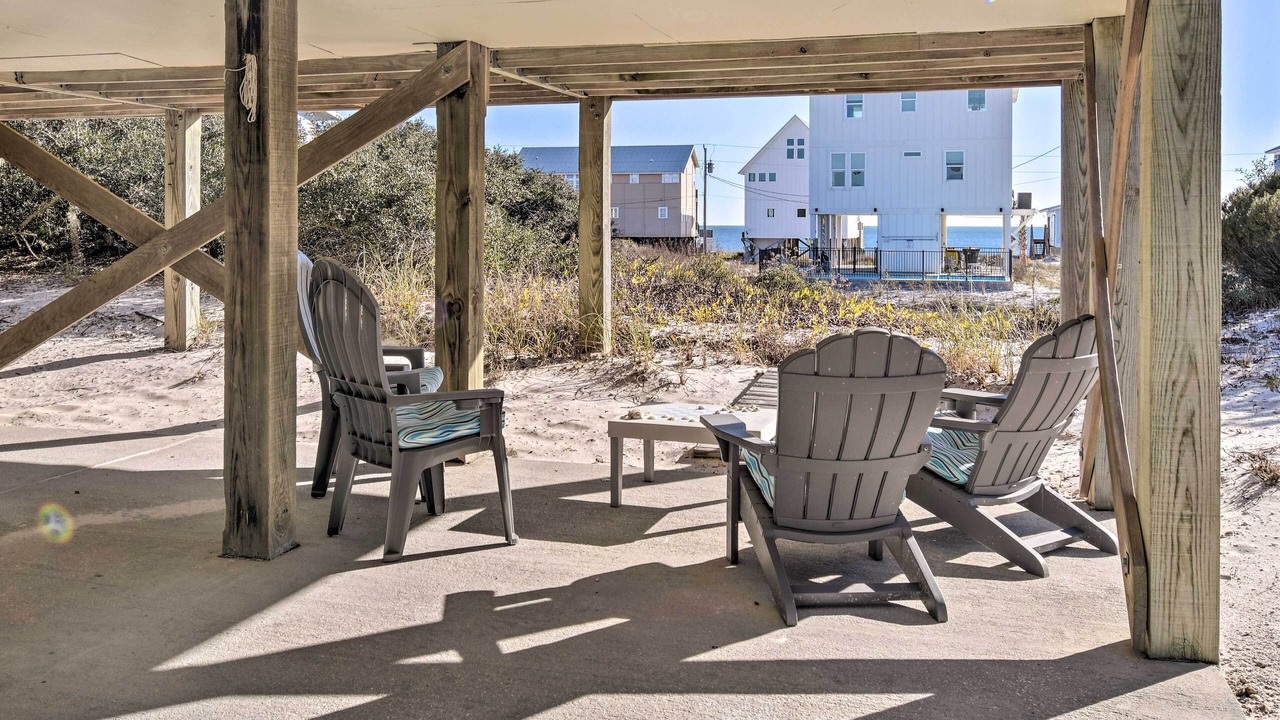 Photo of Patio Balcony in Surf Side Shores