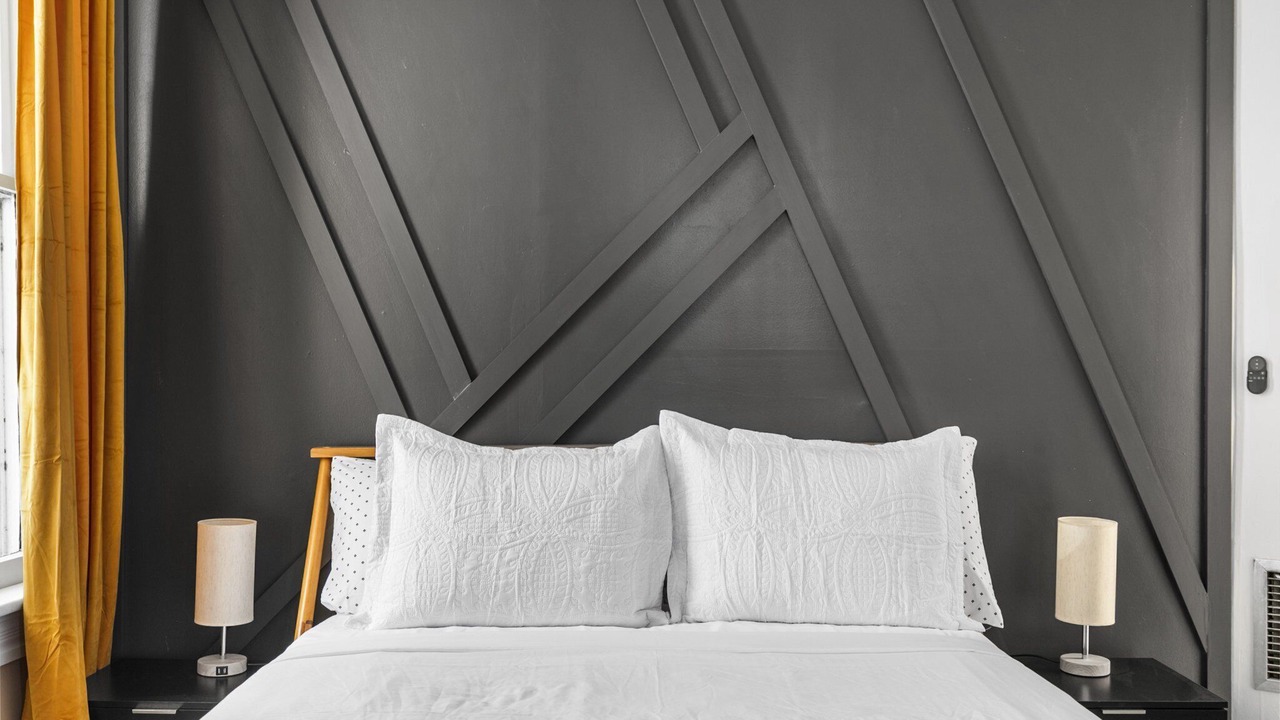 Photo of Bedroom in Forest Park