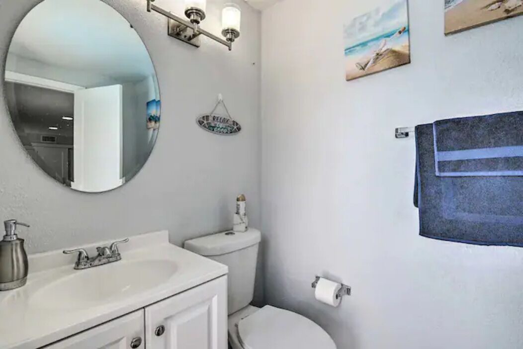 Photo of Bathroom in Hialeah