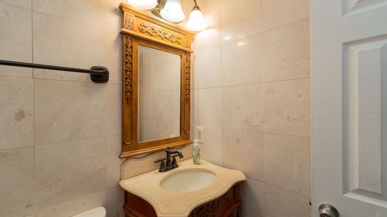 Photo of Bathroom in Gunter Afs