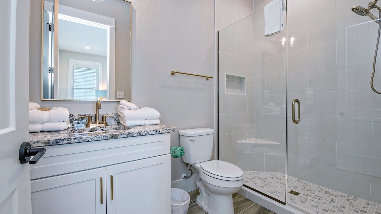 Photo of Bathroom in Surf Side Shores