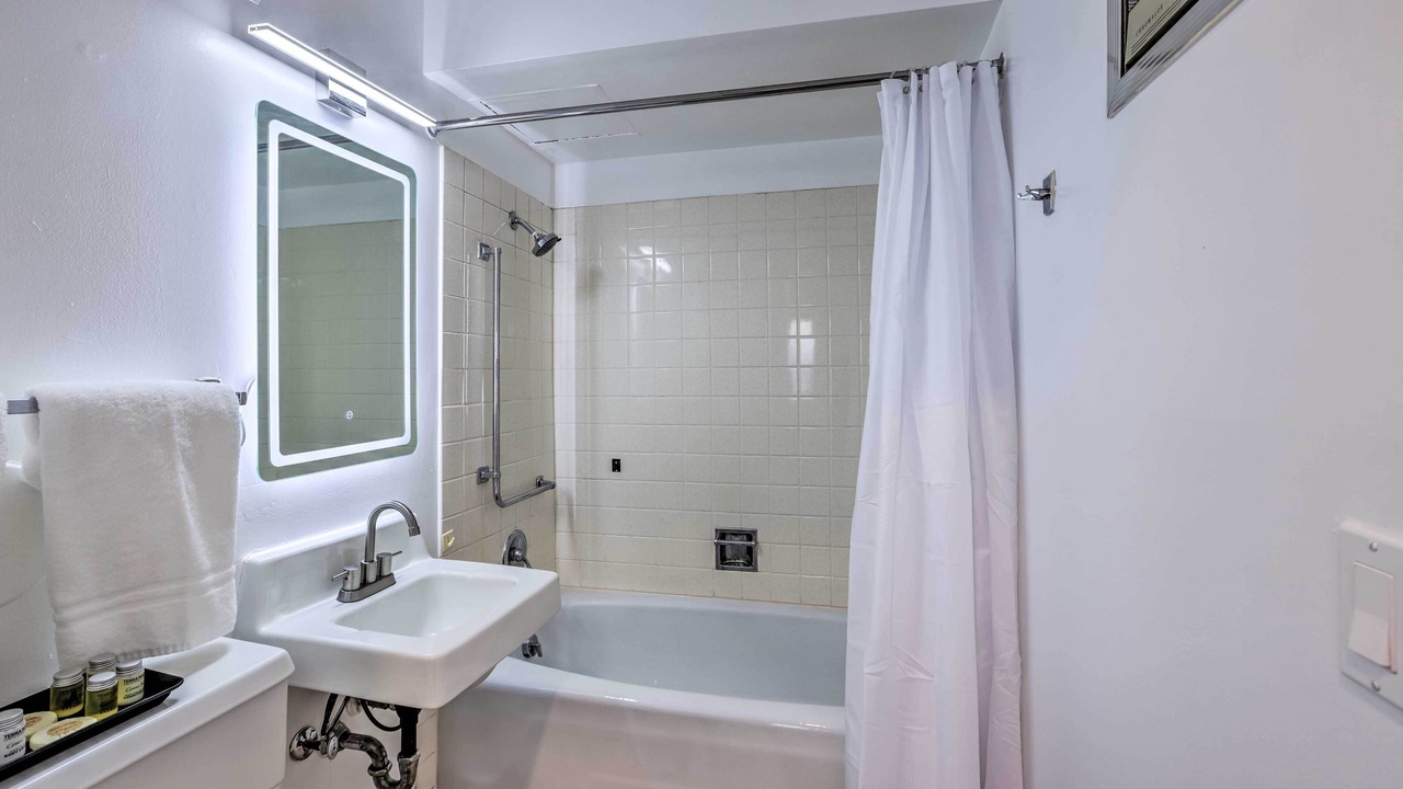 Photo of Bathroom in Gadsden
