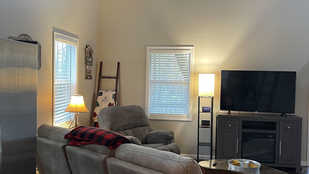 Photo of Livingroom in Groveoak