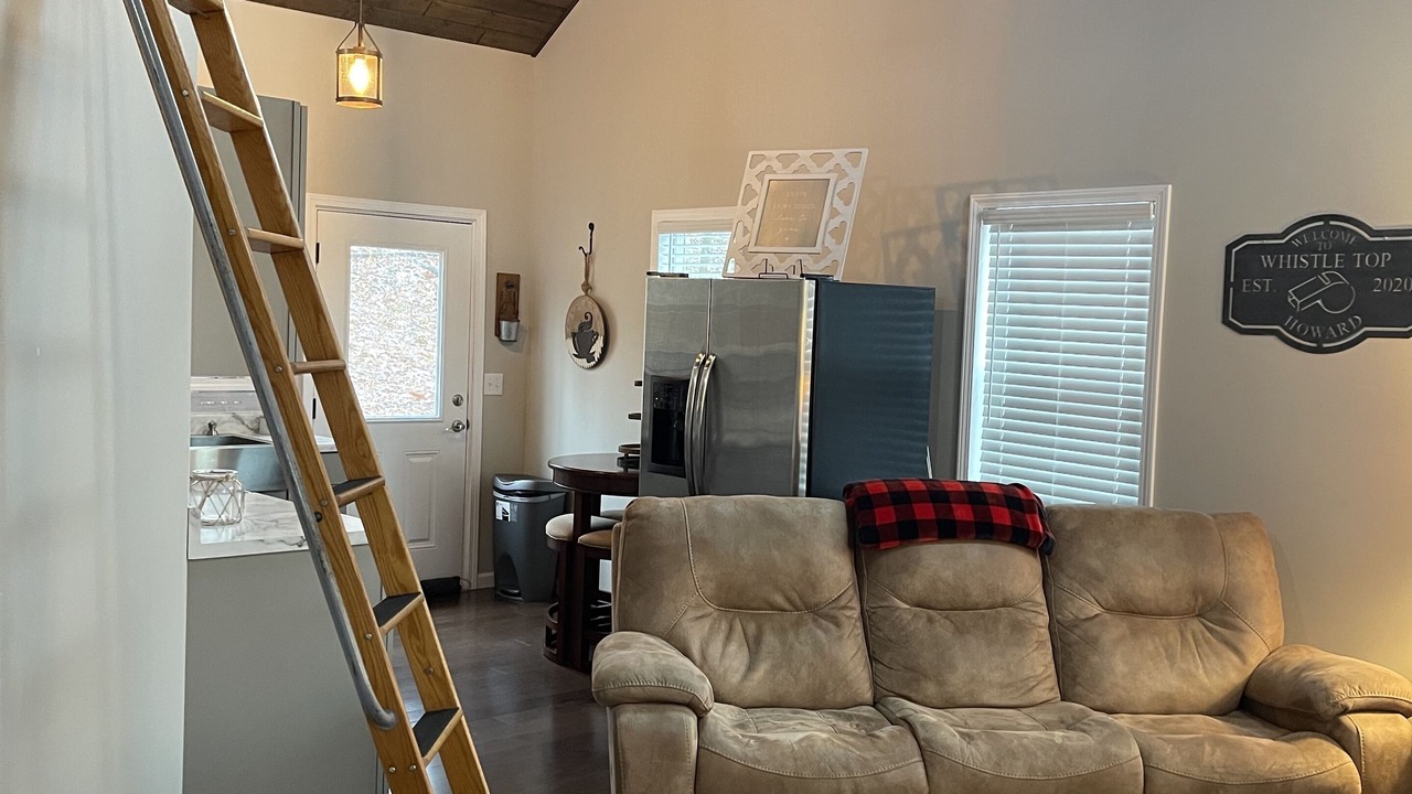 Photo of Livingroom in Groveoak
