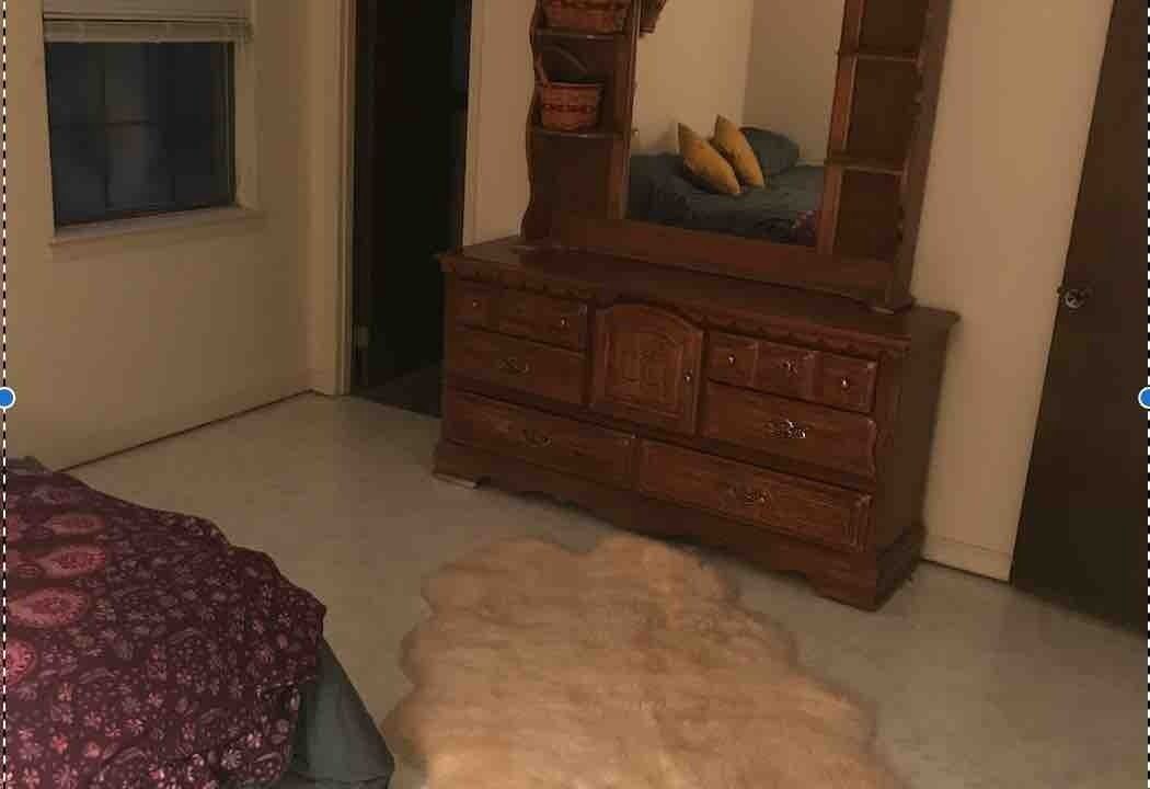Photo of Bedroom in Enterprise