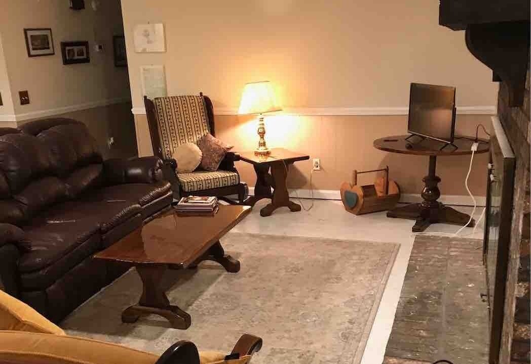 Photo of Livingroom in Enterprise