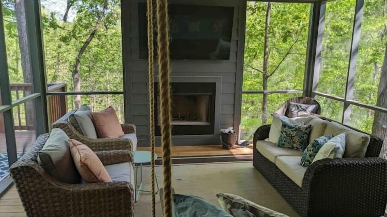 Photo of Livingroom in East Tallassee