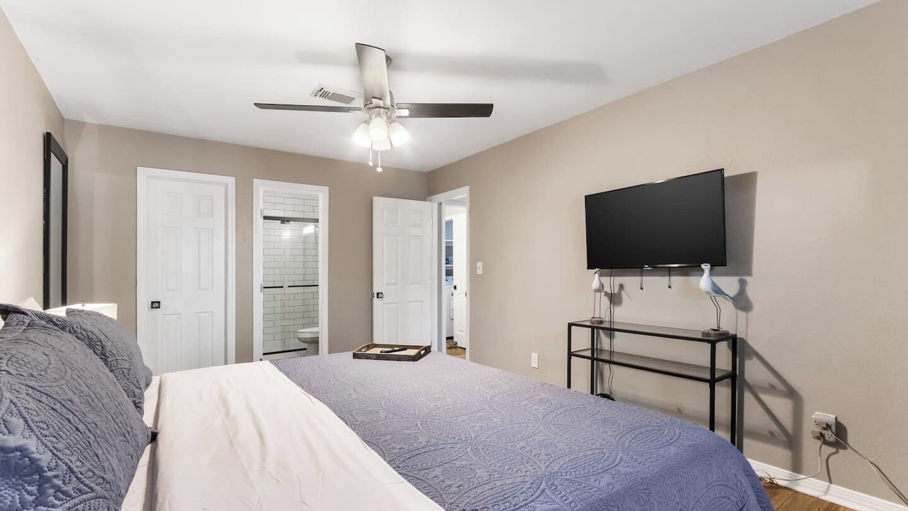 Photo of Bedroom in Northeast Pensacola