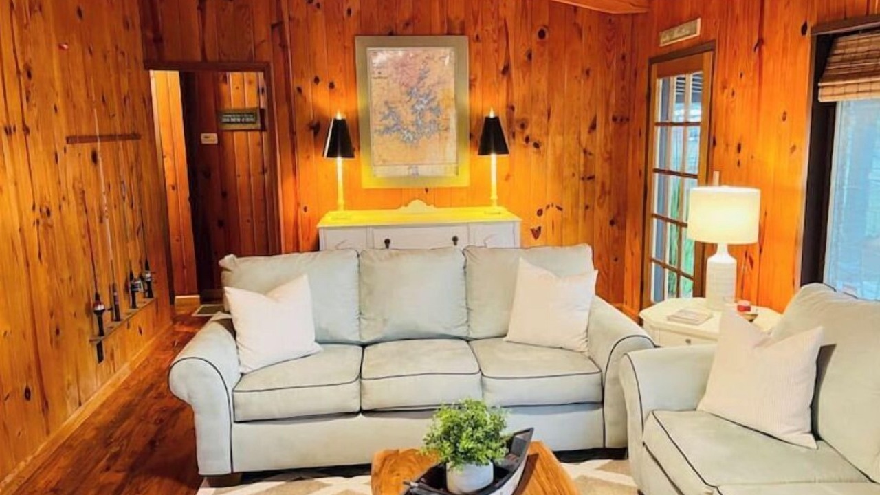 Photo of Livingroom in Little Kowaliga