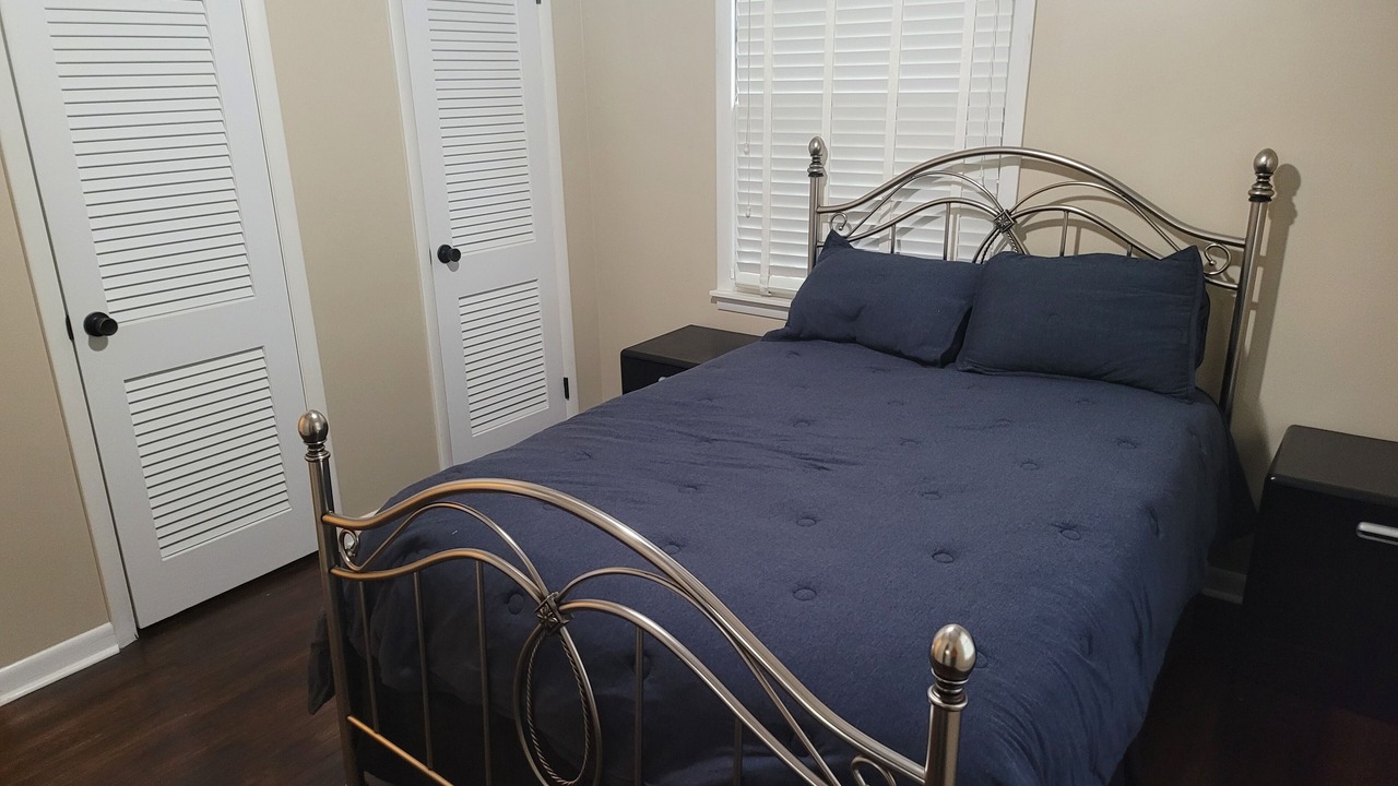 Photo of Bedroom in Guntersville