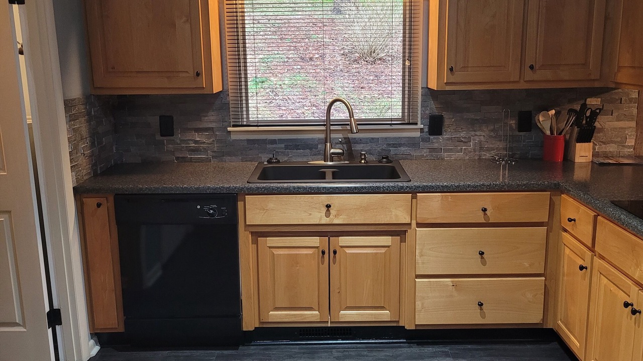 Photo of Kitchen in Guntersville