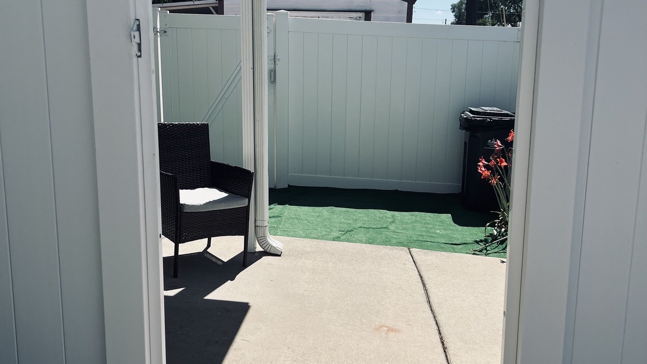 Photo of Outdoor in Clair-Mel City