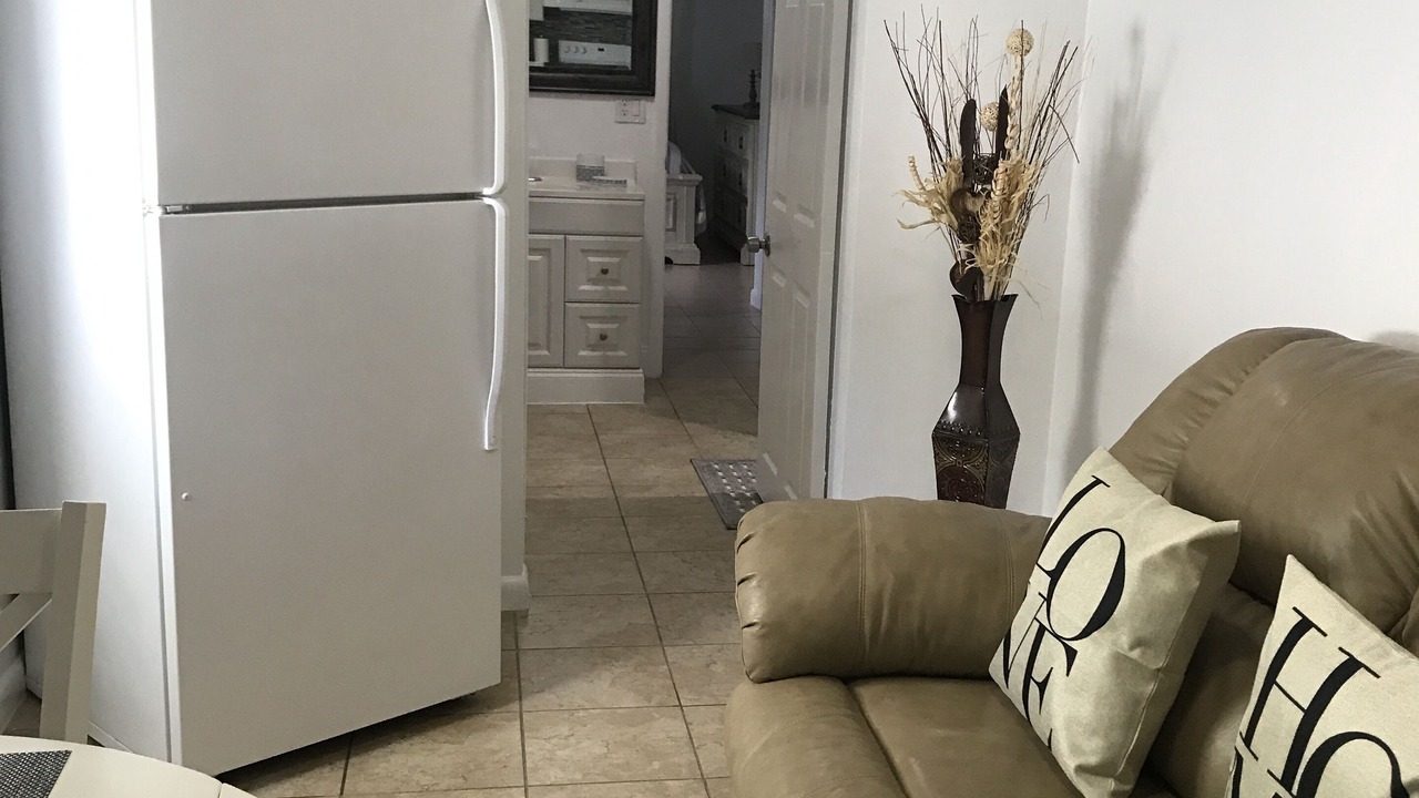 Photo of Livingroom in Clair-Mel City